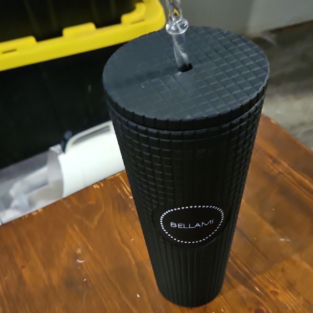 BELLAMI Textured Black Tumbler